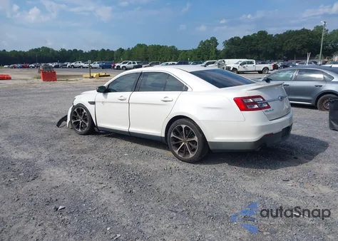 2014 Ford Taurus Sho from USA, damaged, VIN 1FAHP2KT5EG117028